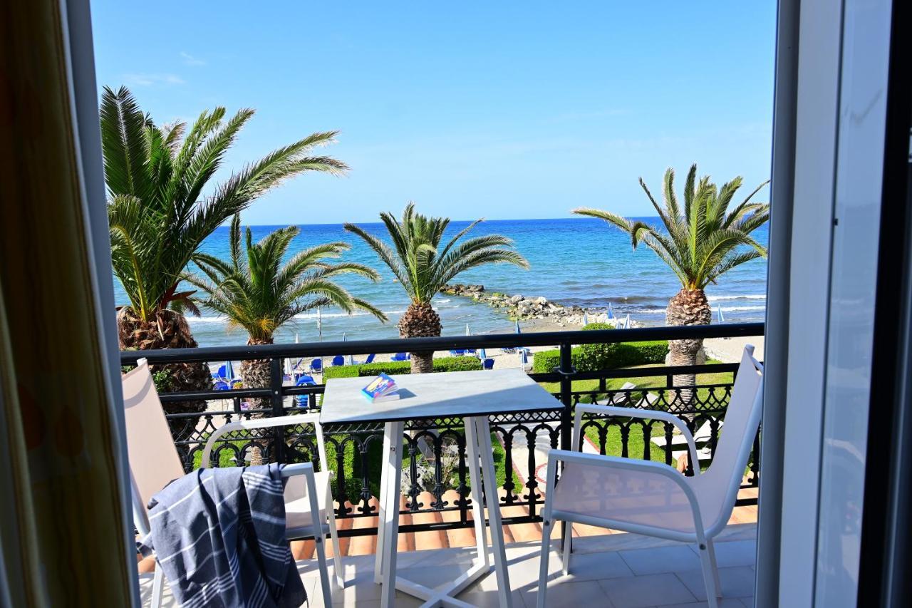 Nadia'S Studios & Apartments In Argasi, Sea-View Dış mekan fotoğraf